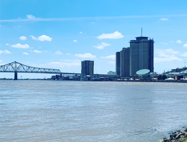 DD95091F-6300-47A9-A41A-5F0D633DA758